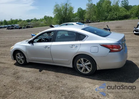 2015 Nissan Altima 2.5 from USA, damaged, VIN 1N4AL3AP6FC140379